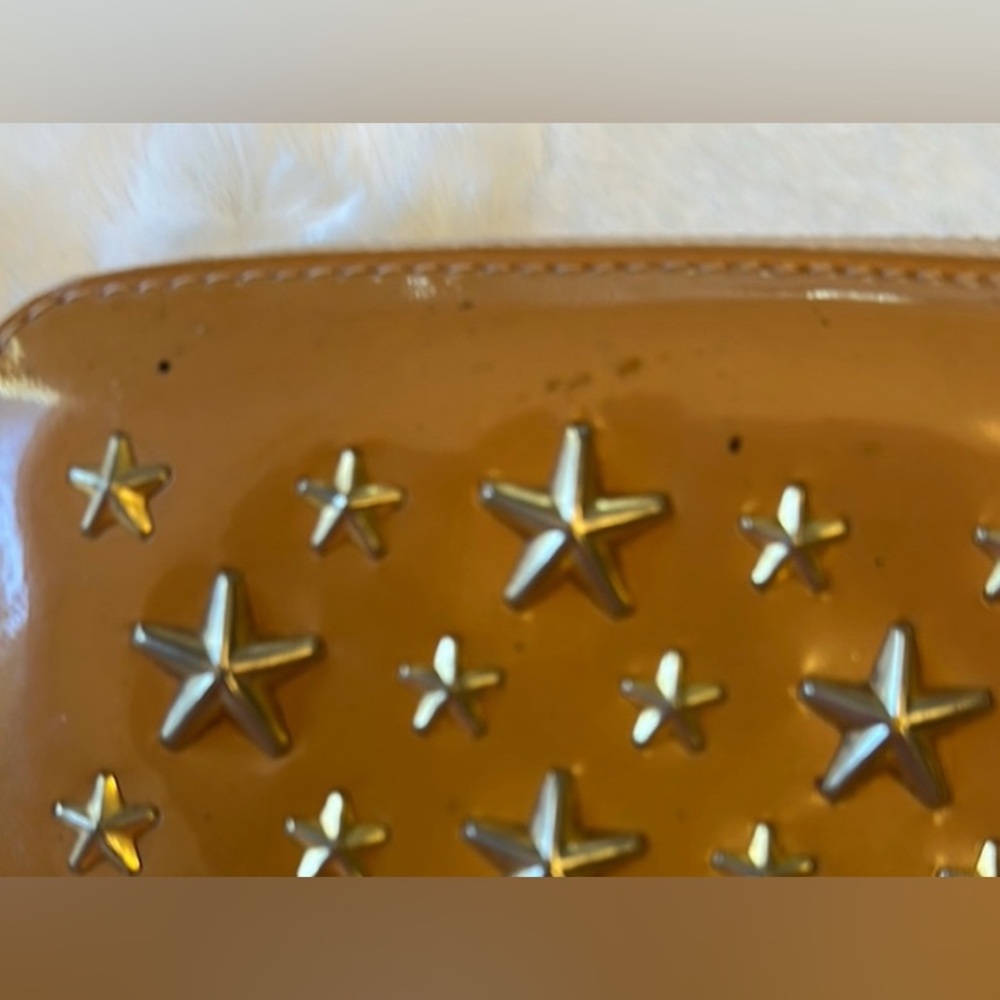 Jimmy Choo Star Studded Patent Leather Zip Wallet caramel/cognac - Picture 14 of 14